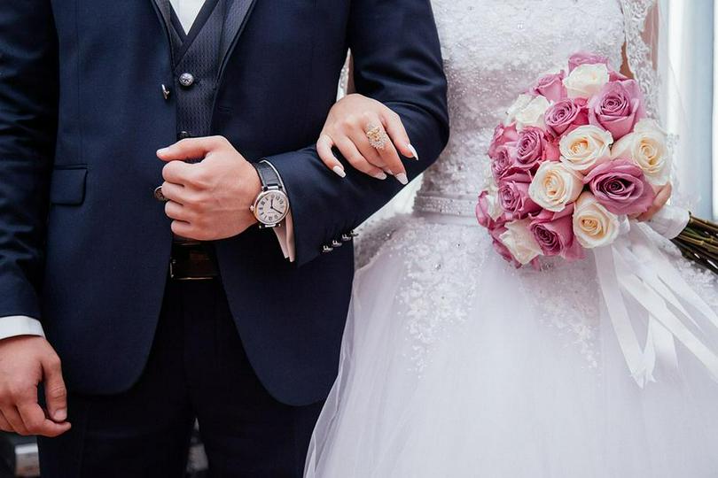 A picture of a couple in a marriage