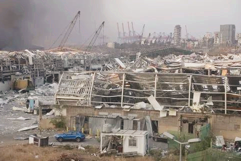 On the evening of August 4, 2020, a violent explosion which was probably caused by the chemical ammonium nitrate occurred in the port area of Beirut, the capital of Lebanon.